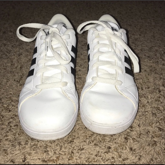 Adidas - Picture 2 of 3